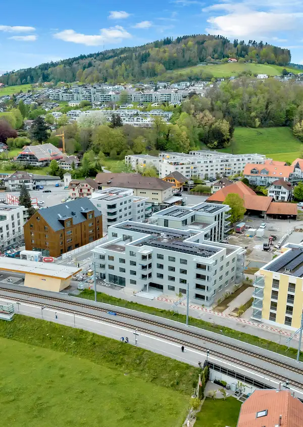 Bollpark Süd, Vechigen (BE): Übergabe der 1. Etappe an zufriedene Kundin