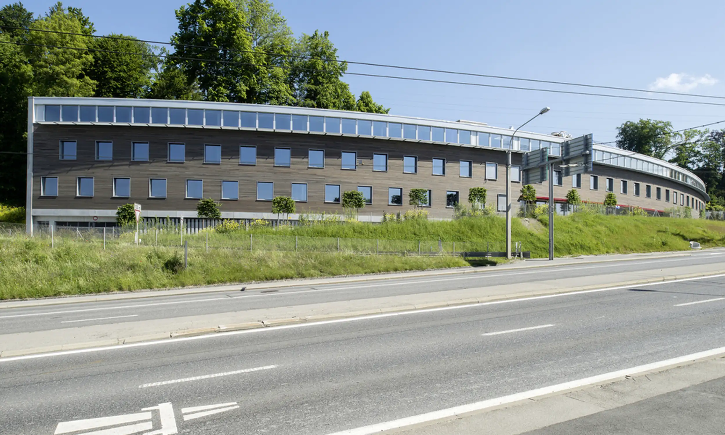 Vennes Business Center