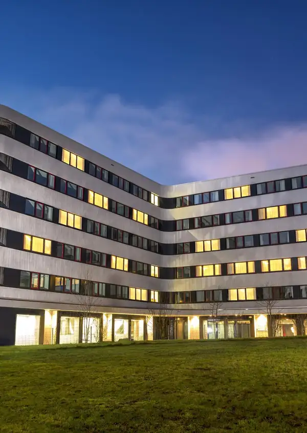 Dorint Airport Hotel