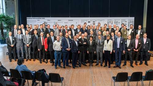 Bouygues Construction unterzeichnet Roadmap Elektromobilität 2022
